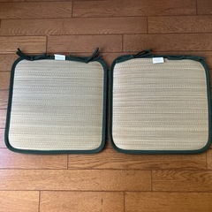 い草 シートクッション ひも付き クローバー刺繍　2枚セットの画像