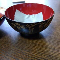 【至急】取りに来てくれる方、差し上げます。茶碗、汁椀、いっぱいの画像