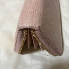 グッチ　長財布　ラウンドファスナーの画像