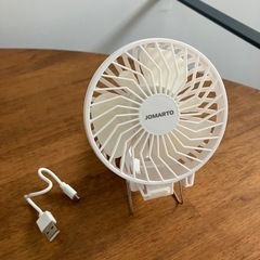 モバイル扇風機　充電式の画像