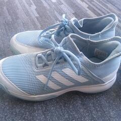 （セット）adidasテニスシューズ2足、サンダルの画像