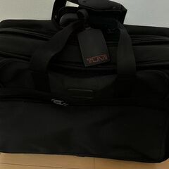 TUMIキャリーバッグ ビジネスバック ボストンバッグの画像