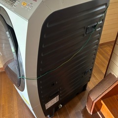 【値下げ】ドラム式洗濯乾燥機【洗濯９㌔・乾燥６㌔】の画像