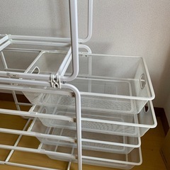 ハンガーラックの画像
