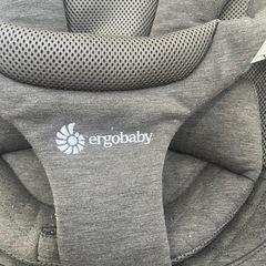 evolve(エボルブ) バウンサーとキャリーバッグ【ergo baby】の画像