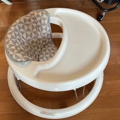 歩行器 ヤトミの画像