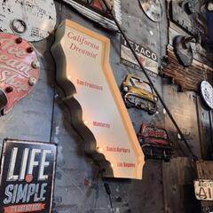 カリフォルニアスタイル インテリア/
CALIFORNIA DREAMIN 電飾看板/
屋内用 壁掛け式 ウォールデコ 看板/
#店舗什器
#アメリカン
#西海岸インテリアの画像