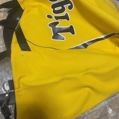 黄色.黒会員限定リバーシブルトートバッ グ の画像