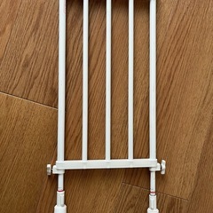 突っ張り棚　の画像