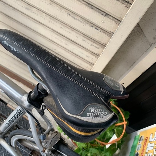 売り切れました！CANNONDALE CAAD9 ロードバイク　アルミフレーム　アメリカ　タイヤサイズ23-622(700×23C)　