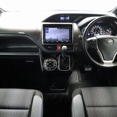 ✨🎉【車を買うなら今が超チャンス！】🎉✨ オトロン岐阜店イチオシ！大人気の『トヨタ ヴォクシー ZS』登場🎊最大10万円がお得🎊 期間限定キャンペーン実施中！の画像