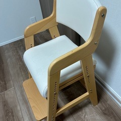 キッズチェアの画像