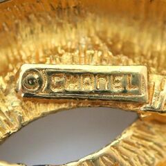 kt11797tm【CHANEL】ブローチ　ココマーク　マトラッセ　1142の画像