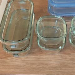054.タッパー(小)の画像