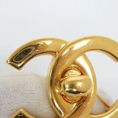 kt11800tm【CHANEL】ブローチ　ココマーク　96Aの画像