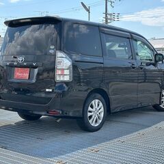 月々２万円～　自社ローン歓迎　☆70ヴォクシーＺＳ　方側電動スライドドア☆の画像