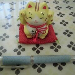 無料！可愛い置物セット（ガラス細工＆陶器の猫）（投稿管理番号：35）の画像