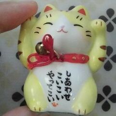 無料！可愛い置物セット（ガラス細工＆陶器の猫）（投稿管理番号：35）の画像