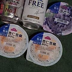 ゼリー3つ　ノンアルコールビール2つ　ビタミンドリンク　セットの画像