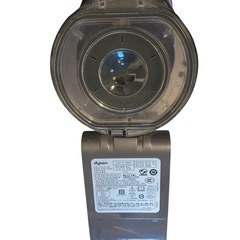 【ジャンク】Dyson　ダイソン　コードレスクリーナー　V6 DC74  掃除機の画像