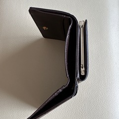 Ungrid 三つ折り　がま口財布　ブラウン
の画像