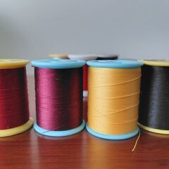 ★ミシン糸8種＆ボビン・USED(未使用あり)の画像