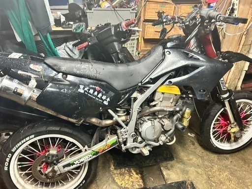 dトラッカー250