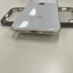 取引中　8月17日限定　iPhone8 ホワイト　64GBの画像
