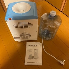 浄水器 青白 大容量水ボトル付きの画像