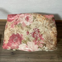 スツール　ローズ　薔薇の椅子　アンティークの画像