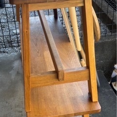 【美品】ダイニングテーブル　ベンチ２脚付きの画像