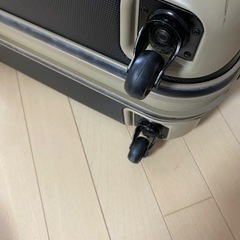 キャリーケースの画像