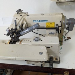 TREASURE ロックミシン電動式 フットペダル付きの画像