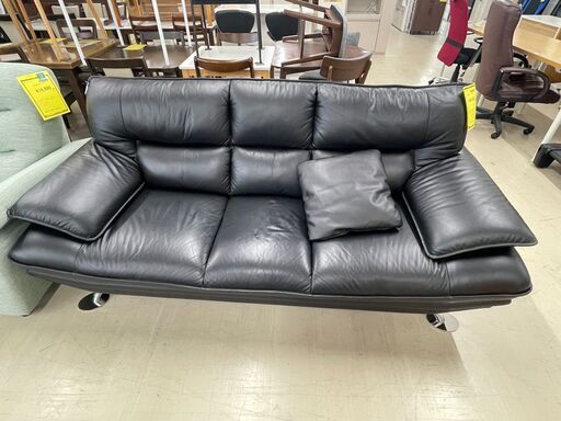 【ジャングルジャングル滋賀草津店】ジモティ来店特価‼ 3人掛けソファー ニトリ ブラック J-250851