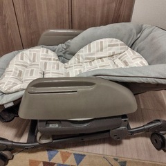 コンビ　ネムリラ　オートスイングハイローチェアの画像