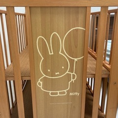 ミッフィーちゃん普通サイズベビーベッドの画像