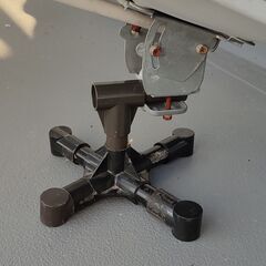 ＢＳ・ＣＳ　アンテナ　ＤＸ　ＳＵＰＥＲ　ＤＩＳＨ　室内用台座付属の画像