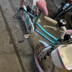 子ども自転車の画像