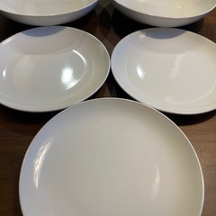 IKEA大皿x4、普通皿x3の画像