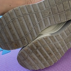 白🤍スニーカー39の画像