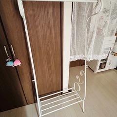 アイアン　ハンガーラックの画像