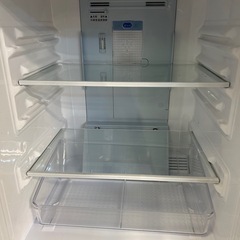 シャープ2ドア冷蔵庫の画像