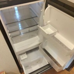 【引き渡し決定】ハイセンス 【右開き】154L 2ドア ノンフロン冷蔵庫 エディオンオリジナル ダークブラウン HR-G1501の画像