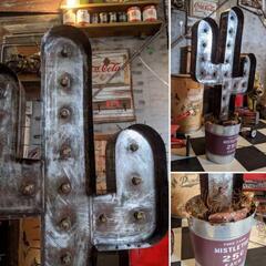 ジャンクスタイル オーナメント
カクタス 電飾看板（柱サボテン）
プランター 仕立て 大型看板
#店舗什器
#アメリカンヴィンテージの画像