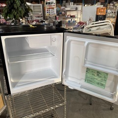 🎉目玉商品🎉ワンコイン500円‼️2022年製ミニ冷蔵庫　早い者勝ち‼️の画像