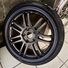 er34  タイヤ売りの画像