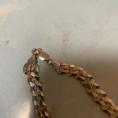 シルバーネックレスの画像