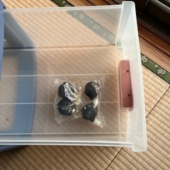 5段ボックス　収納棚　クリアーケース　ゴマ付きの画像