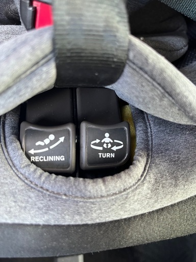 【交渉中】Combi グレー チャイルドシート 日よけ付き