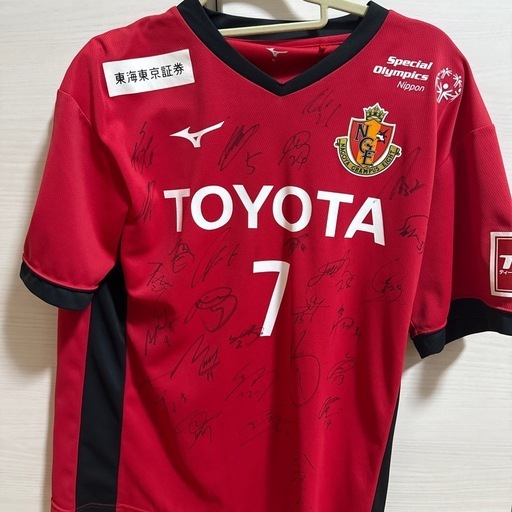 名古屋グランパス サイン入りチームシャツ Mサイズ 人気